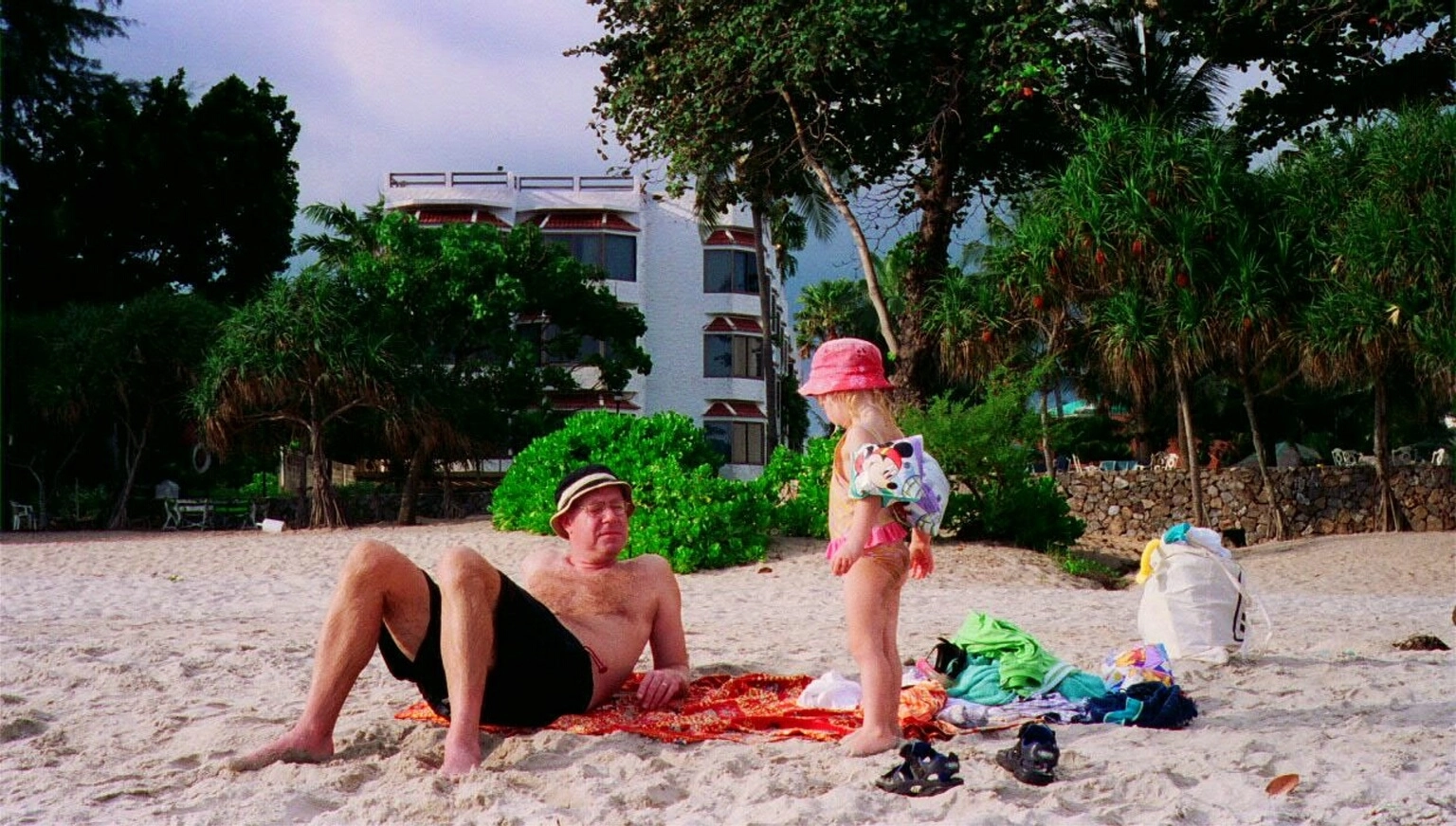Strandhäng utanför Resorten