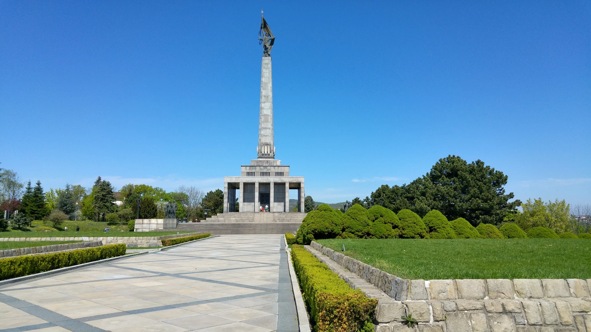 Krigsmonumentet Slavin
