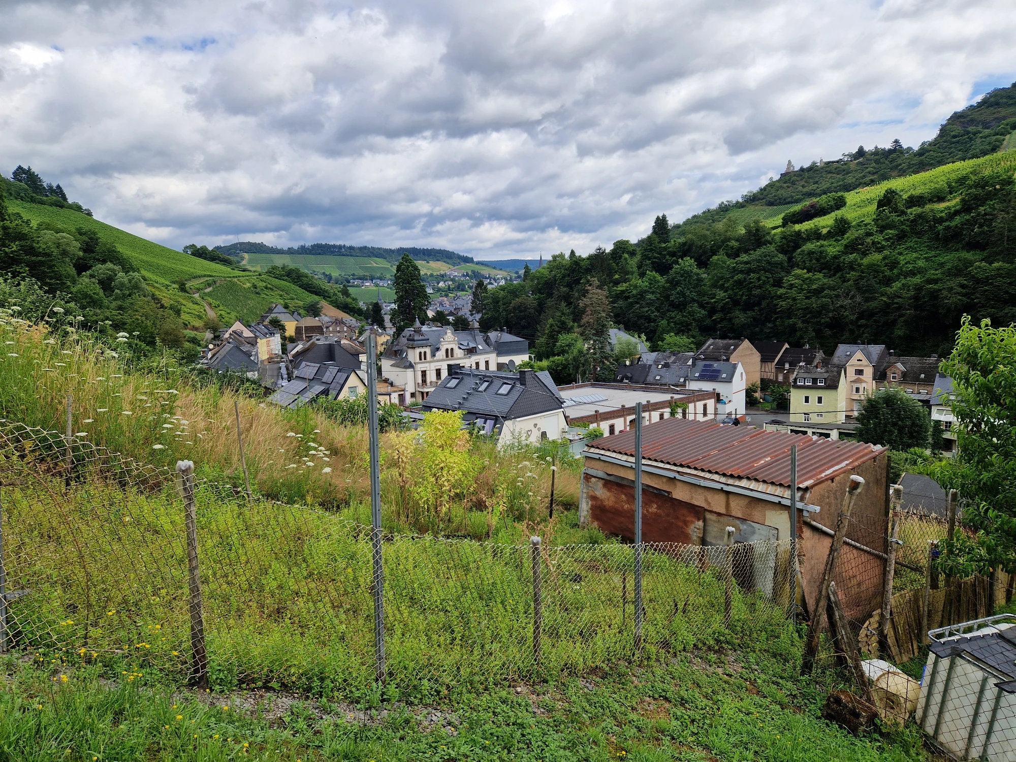 På väg in mot Traben -Trarbach